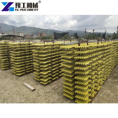 egg trays dry naturally
