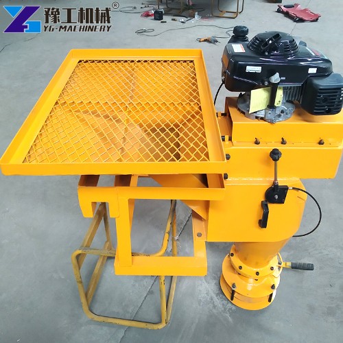 hitch mounted salt spreader