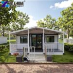 Prefabricated mobile home with bathroom and kitchen